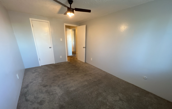 1 Bedroom 1 Bathroom Available in Country Club Villas!  **Move-In Special**