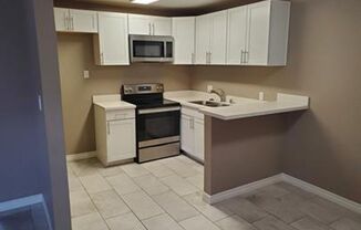 2 beds, 1 bath, $1,200, Unit #28