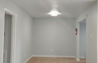Long Point Plaza Apartments - Spring Branch Best Location & ALL BILL PAID