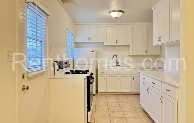 Clairemont, 5281 Constitution Road- Remodeld in September 2025! Lovely Single Level Home Convieniently Located