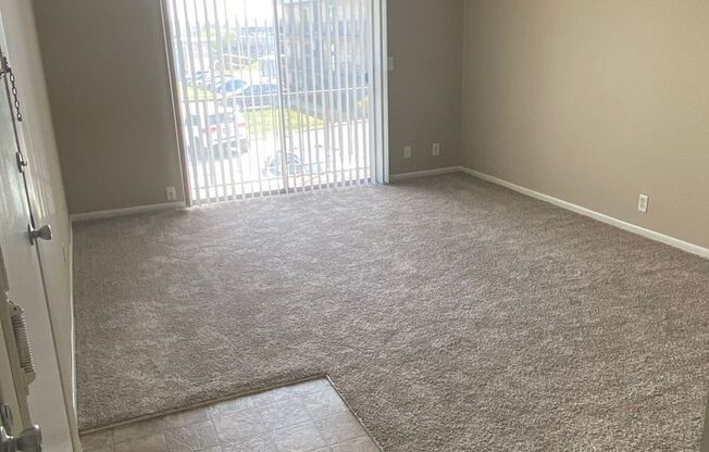1 bed, 1 bath, 580 sqft, $860, Unit 3009