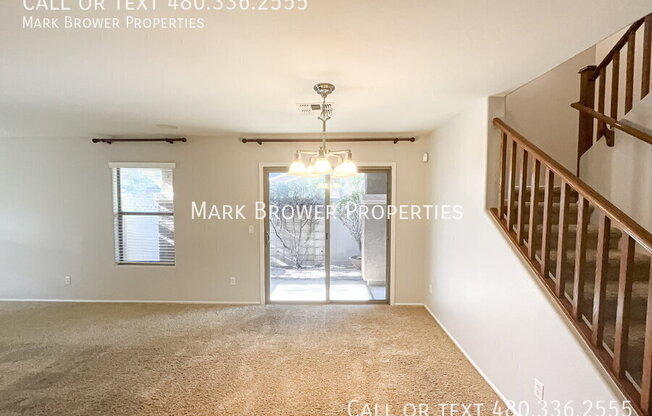 1073 S Hawk Lane