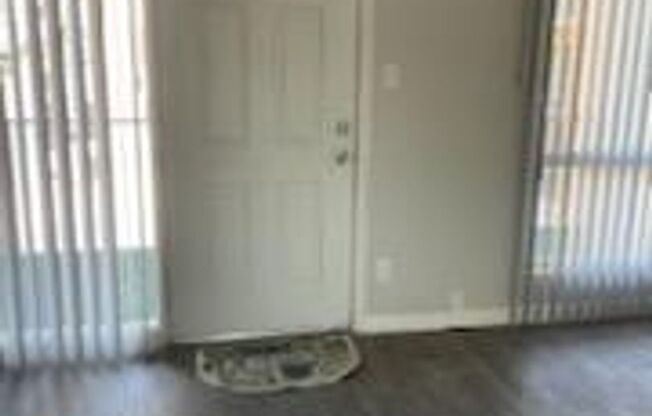Gated Community, Laundry On-Site< Not deposit Required! One Month FREE Rent!