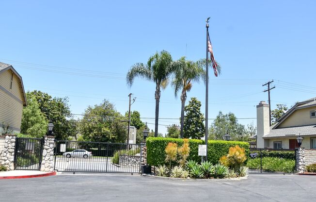 3 beds, 2.5 baths, $4,350, Unit # 11