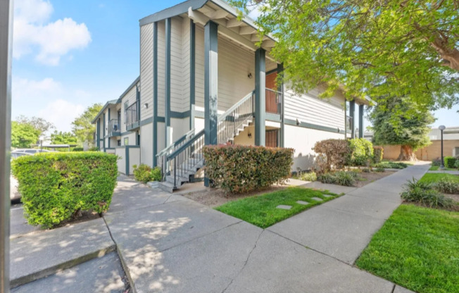 7283 Florin Mall Drive #3