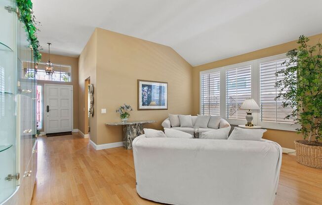 2 beds, 2 baths, $4,995