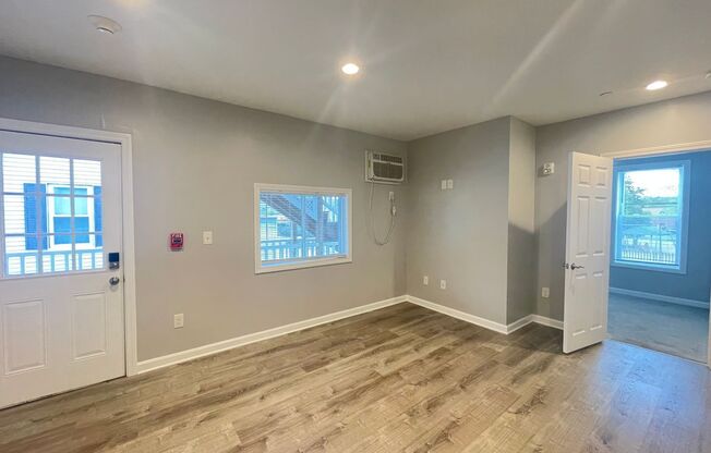 2 beds, 1 bath, 475 sqft, $1,595, Unit 3