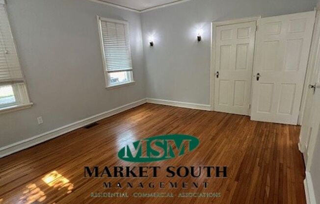 3 beds, 1 bath, $1,925, Unit Lower