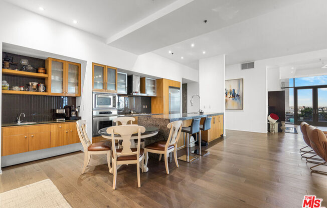 2 beds, 2.3 baths, 2,660 sqft, $10,000, Unit PH 1