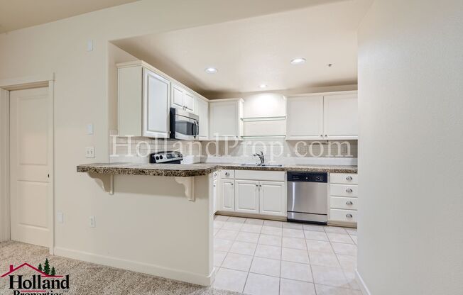 2 beds, 1 bath, $1,645