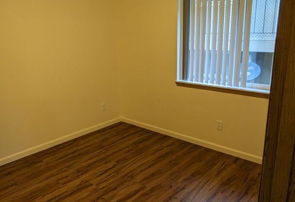 1 bed, 1 bath, 650 sqft, $1,200, Unit 19