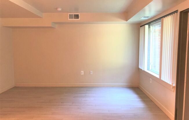 1 bed, 1 bath, 975 sqft, $2,575, Unit 1804WL-0T1