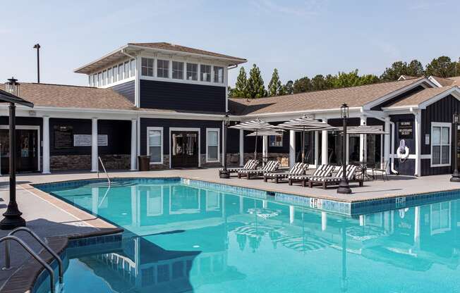 River Pointe Apartments in Carrollton, GA