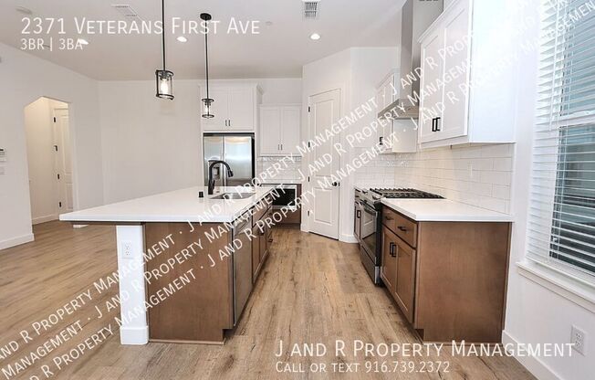 2371 VETERANS 1 AVE