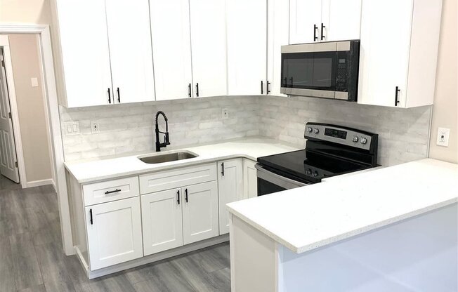 61 38 164 ST