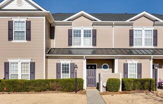 Great Location! This 2-bedroom 2.5 bath townhome in Lions Gate Community in SW Charlotte