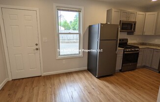 3 beds, 2 baths, 1,250 sqft, $3,450, Unit 3