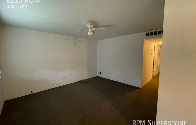 3 beds, 1 bath, 950 sqft, $1,200