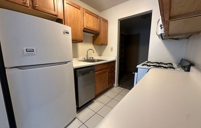 1 bed, 1 bath, $1,195, Unit 104