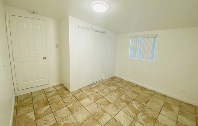 3 beds, 2 baths, 1,235 sqft, $2,720, Unit 1336 Peach Avenue Unit B