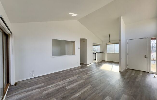 Charming 2 Bedroom/1.5 Bathroom Home in Randallstown, MD!