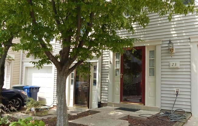 Fabulous TH with Garage! Great Location!
