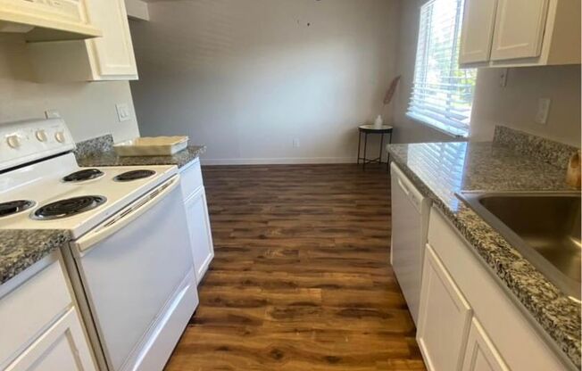 1 bed, 1 bath, 615 sqft, $1,400