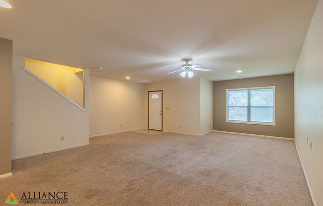 4 beds, 2.5 baths, 2,024 sqft, $1,880, Unit 16