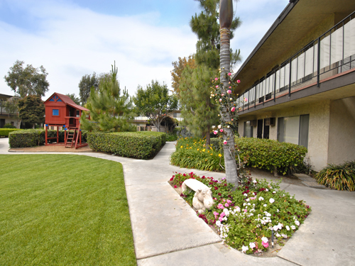 Rancho Monterey Apartments
