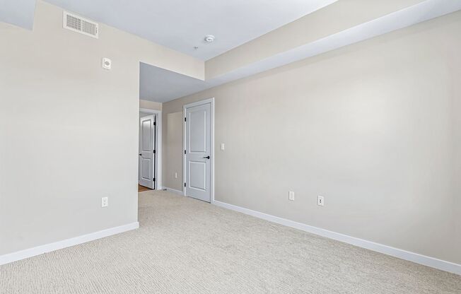 3 beds, 2 baths, 1,275 sqft, $1,999, Unit 1-206