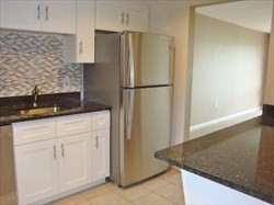 1 bed, 1 bath, 760 sqft, $2,500, Unit 216