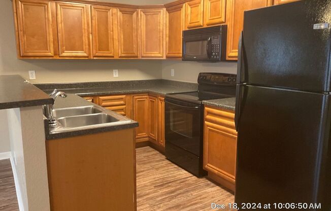 3 beds, 2.5 baths, 1,344 sqft, $1,695, Unit 02319