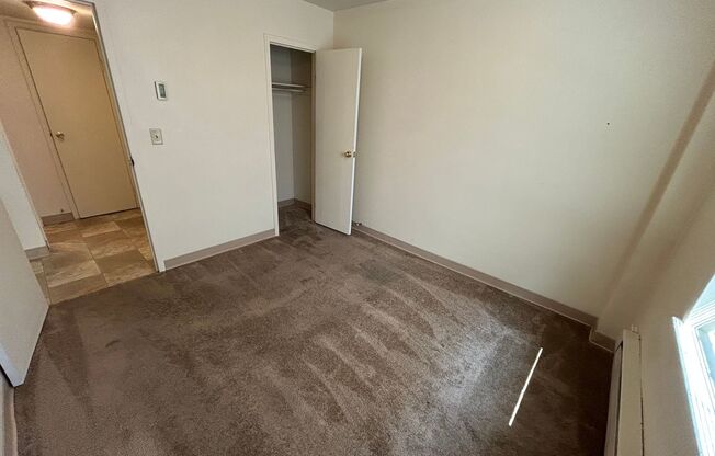 1 bed, 1 bath, $905, Unit 205