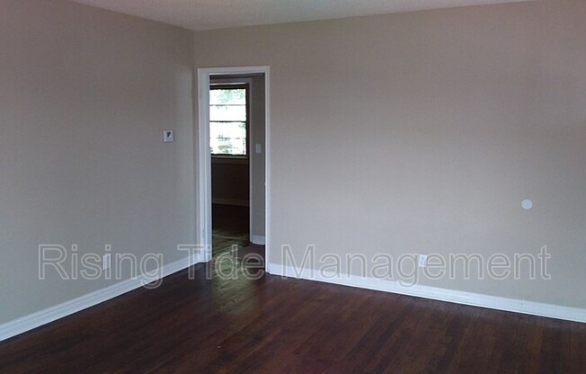 744 46 ST N