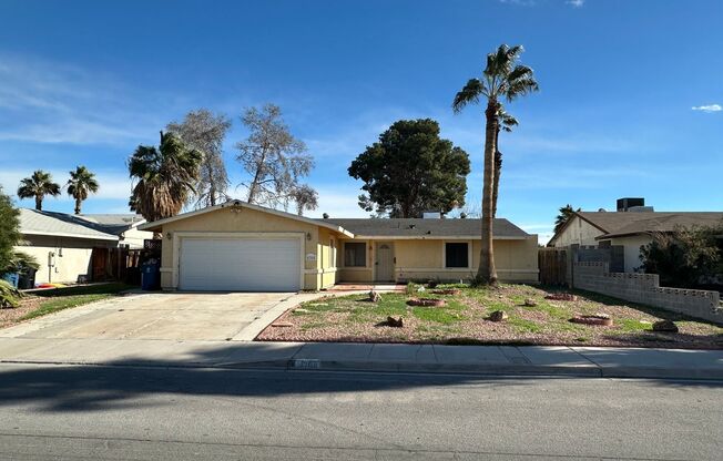 Beautiful Home 3 Bedroom 2 Bath!! Unit Ready for MOVE IN!!!