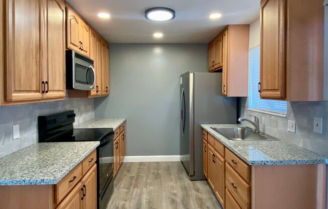 Newly updated 2 bedroom, 1 bathroom apartment in West San Jose!