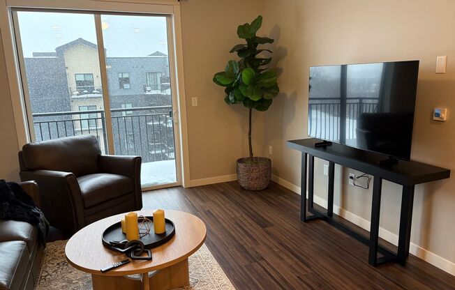 1 bed, 1 bath, 750 sqft, $1,700, Unit 505