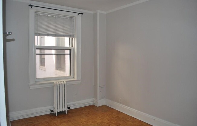 1 bed, 1 bath, 438 sqft, $2,750, Unit 6B