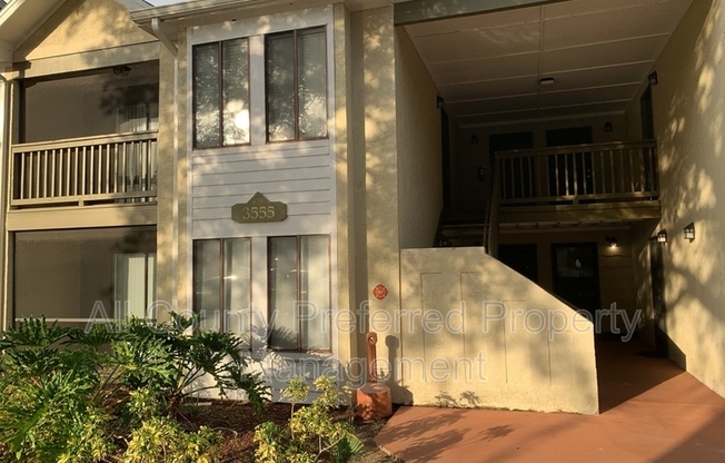 3555 SABLE PALM LN