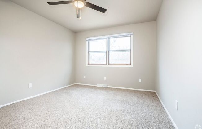 2 beds, 1 bath, 1,100 sqft, $1,995, Unit 3111-4