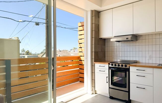 Studio, 1 bath, $1,995, Unit 102