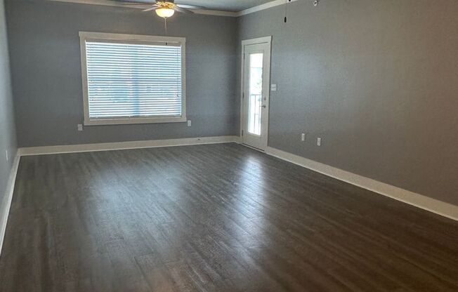1 bed, 1 bath, 954 sqft, $1,195, Unit I207