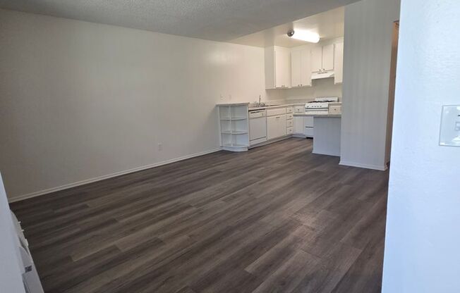 Studio, 1 bath, 595 sqft, $1,860, Unit 432C