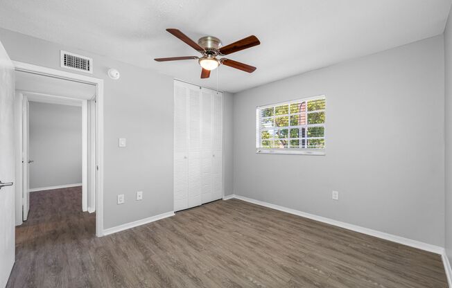 2 beds, 1 bath, 740 sqft, $1,395, Unit 211