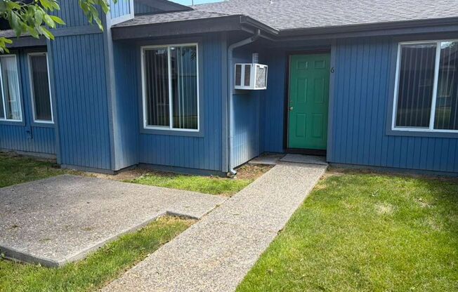 2 beds, 1 bath, 850 sqft, $1,575, Unit 1107 L6