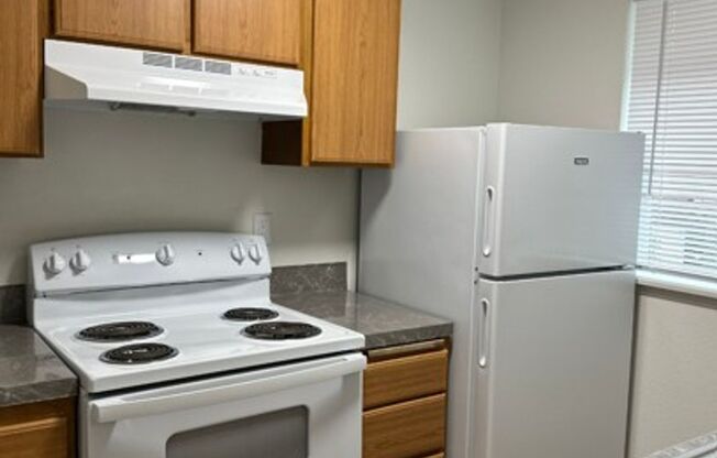 Highway Place | Affordable Comfort Near Boeing & Evergreen Way