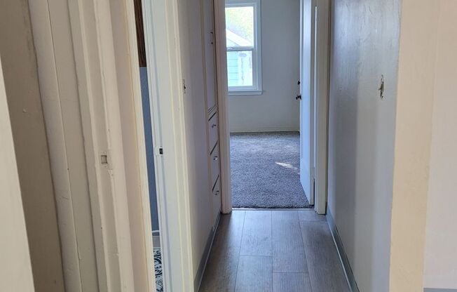 3 beds, 1 bath, $1,600