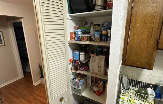 1 bed, 1 bath, $1,925, Unit 251