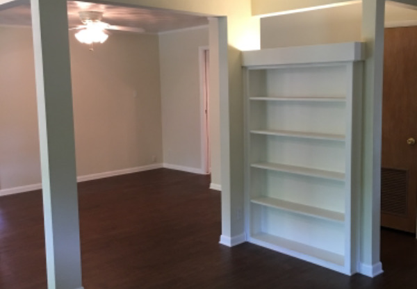 211 Hanover Lane