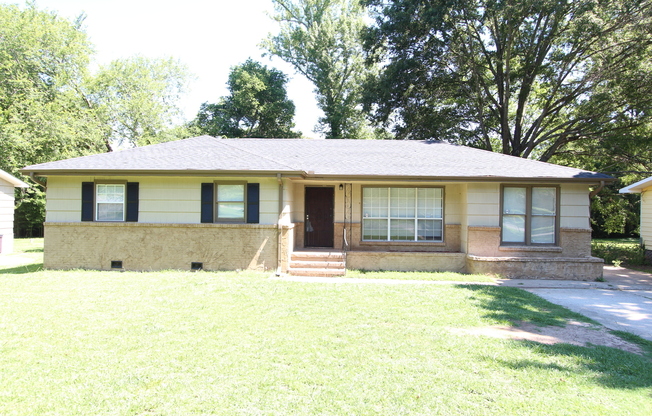 New On The Market!! Will not last long at this price. Better Hurry!!